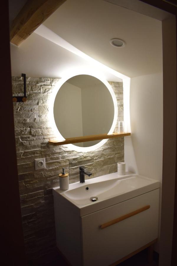 Guîtres Domaine La Tuilerie B&B 외부 사진